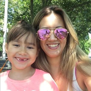 Meet your Posher, Mandy